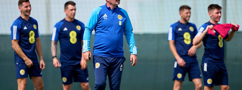 Steve Clarke oversees training in Spain