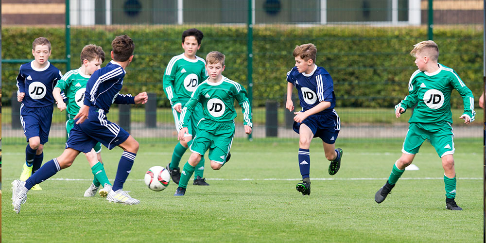 Performance School pupils playing a game