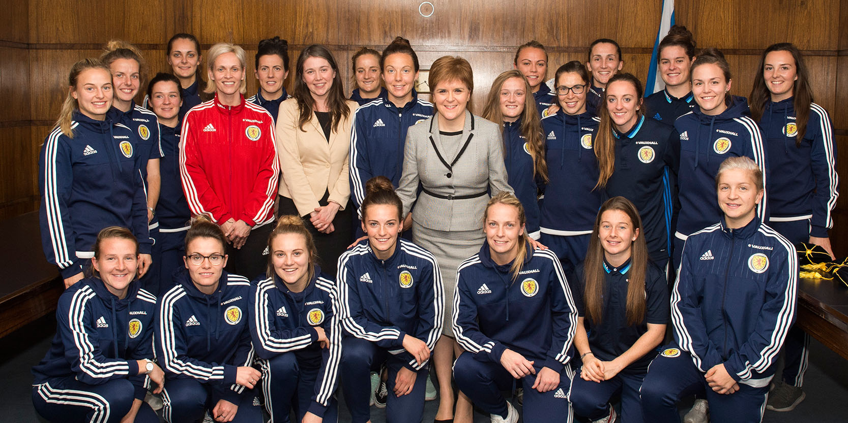 Nicola Sturgeon with the Scotland Women's National Team