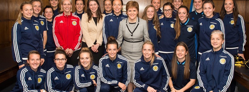 Nicola Sturgeon with the Scotland Women's National Team