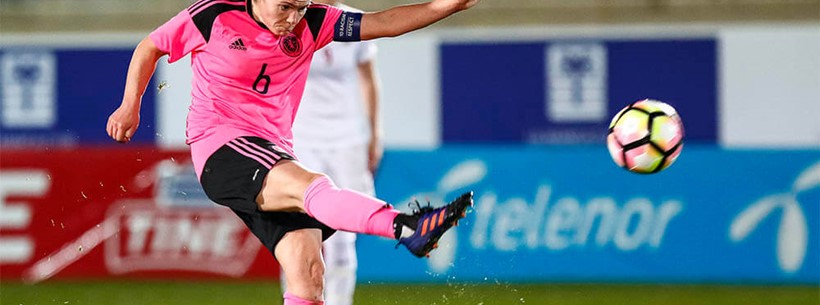 Jo Love unleashes a shot in defeat to Norway