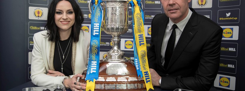 Amy Macdonald and David Weir make the Fifth Round draw.
