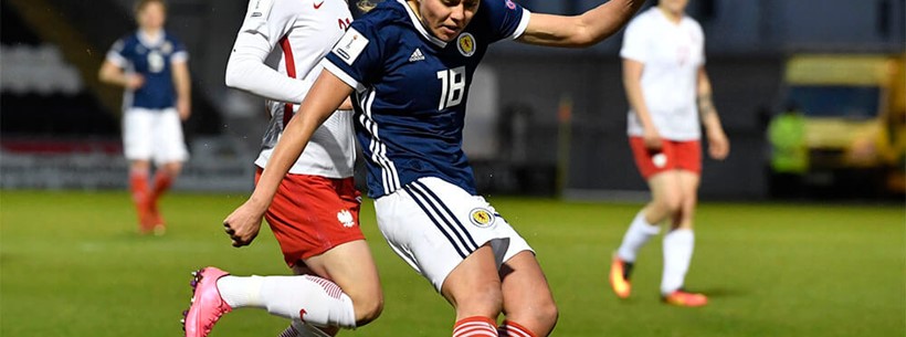 Claire Emslie