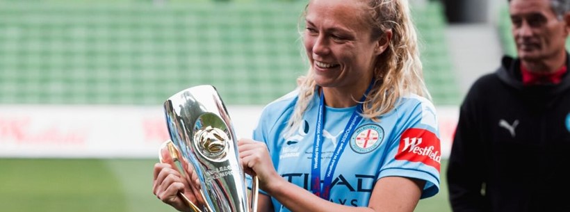 Emslie back safely on home soil after trophy elation