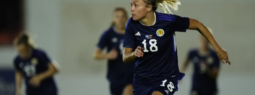 Claire Emslie